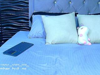 Amber Bull webcam flirt4free model stream image