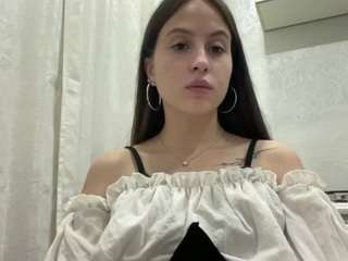 leontinepedroso webcam model stream image