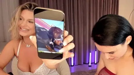 AngieLovesAlexis webcam stripchat model stream image