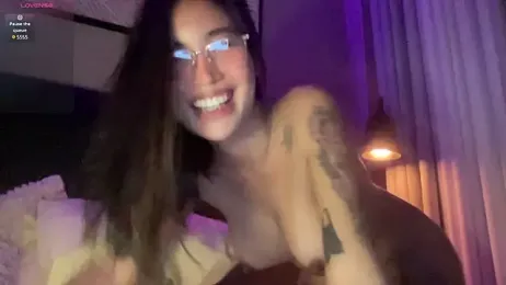 BadassBabee webcam model stream image
