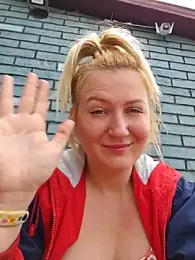 Marushka webcam model stream image