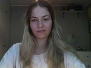 rosiejune webcam model stream image