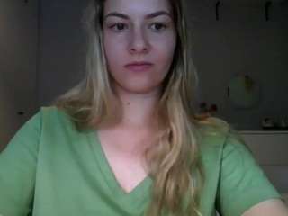 rosiejune webcam model stream image
