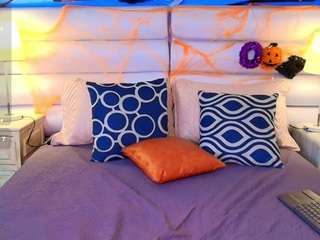 milan-sweett webcam model stream image
