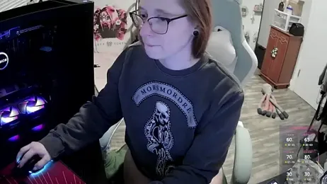 LilyFoxxx webcam model stream image