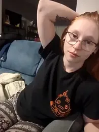 LilyFoxxx webcam model stream image