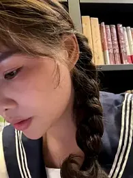 Adora188 webcam model stream image