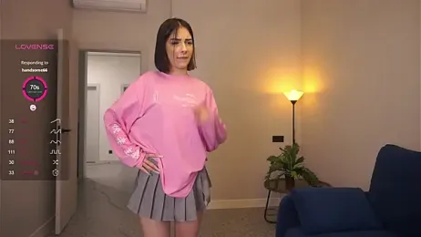 ChanelKnows webcam model stream image