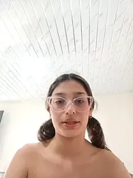 Ary-18 webcam model stream image