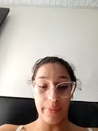 Ary-18 webcam model stream image