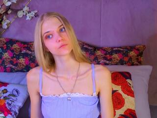 Chloe Lins webcam flirt4free model stream image