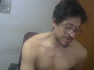 Guiverno webcam model stream image
