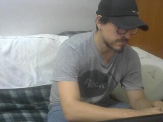 Guiverno webcam model stream image