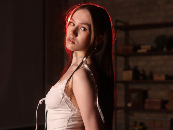 VikiVibe webcam model stream image