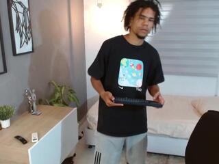 Shaggy Lee webcam flirt4free model stream image