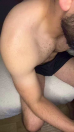 Roylarry webcam model stream image