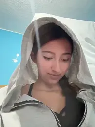 Giselle_miau webcam stripchat model stream image