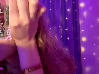 SweetyWhisper webcam model stream image