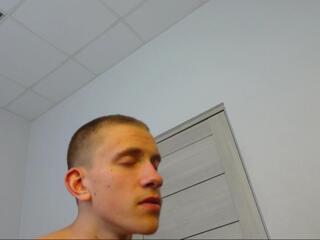 Dan Roads webcam model stream image