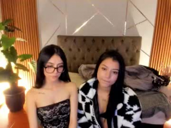 _coraliinee_ webcam model stream image
