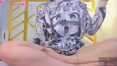 lolyyuno webcam model stream image