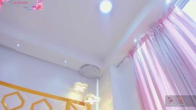 lolyyuno webcam model stream image