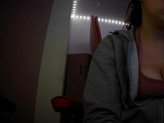 Bambi Bi webcam model stream image