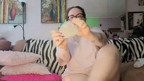 Bambol_yna webcam model stream image