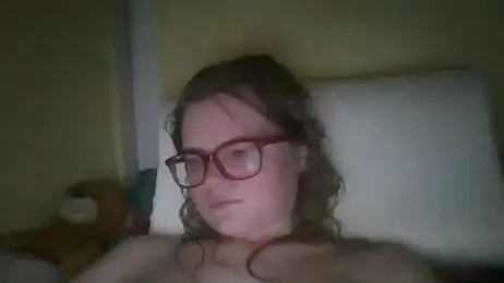 Moonolighta webcam model stream image