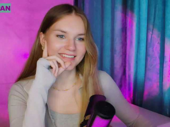 Marzipanus webcam bongacams model stream image