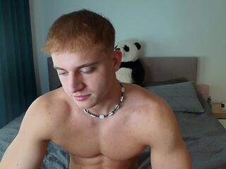 Bengie Lauper webcam model stream image