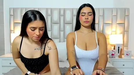 paola_katy_dicks webcam model stream image