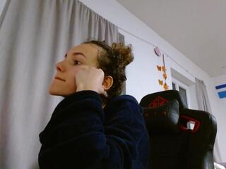 Raya Colt webcam model stream image