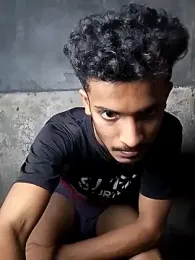 curlyhairboy_ webcam model stream image