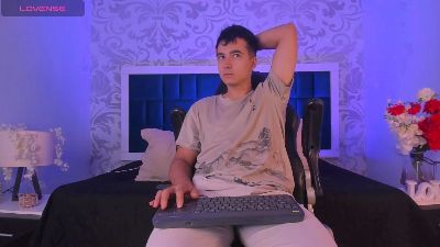 Axell_Blazee webcam model stream image