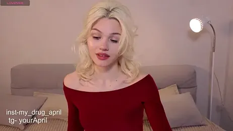 MyApril webcam model stream image