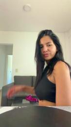 Soyestrella webcam model stream image