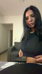 Soyestrella webcam model stream image