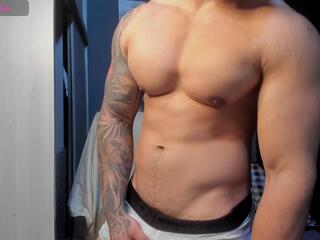 Nicolas Dwayne webcam flirt4free model stream image