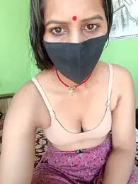 Pyasi111 webcam model stream image