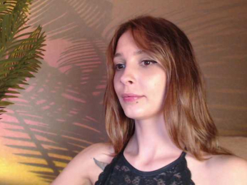 Maribett webcam bongacams model stream image