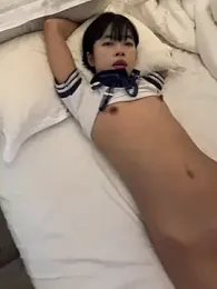 TOP_ping webcam model stream image