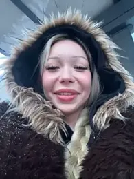 babydolll webcam stripchat model stream image