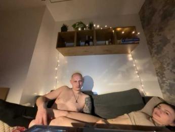 BestFriendsVanLove webcam model stream image