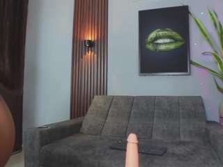 noah-and-aura69 webcam model stream image