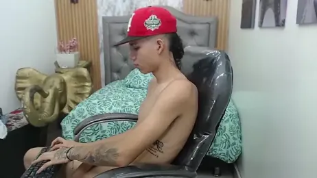 paul_ponce webcam stripchat model stream image