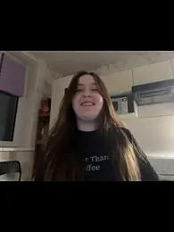 Charming_hamster_ webcam model stream image