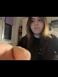 Charming_hamster_ webcam model stream image