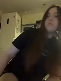 Charming_hamster_ webcam model stream image