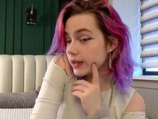 lynnabraund webcam camsoda model stream image